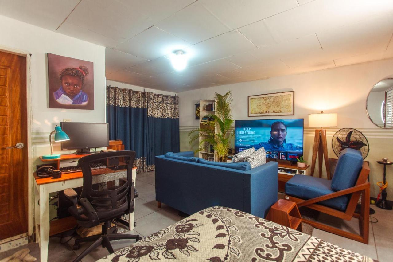 リンベ Palm Springs Bed & Breakfast Bed & Breakfast エクステリア 写真