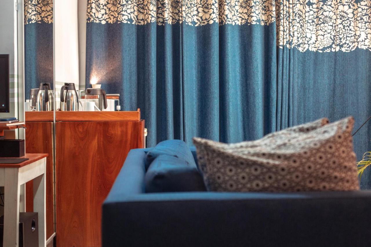 リンベ Palm Springs Bed & Breakfast Bed & Breakfast エクステリア 写真